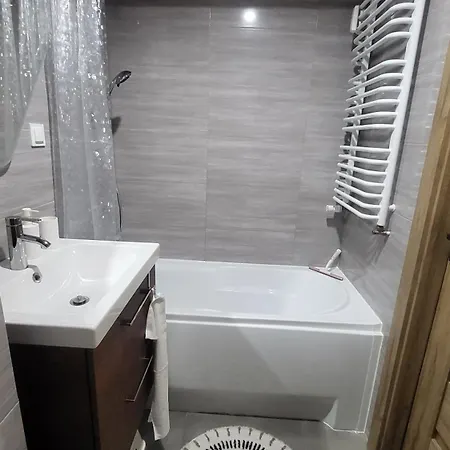 Rzeczanska Poznan, 50m2, Dwie Sypialnie Z Salonem I Aneksem Kuchennym, Balkon, Parking Podziemny, Czwarte Pietro, Winda, Nowy Blok Апартаменты
