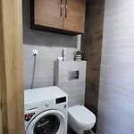 Rzeczanska Poznan, 50m2, Dwie Sypialnie Z Salonem I Aneksem Kuchennym, Balkon, Parking Podziemny, Czwarte Pietro, Winda, Nowy Blok Lägenhet *