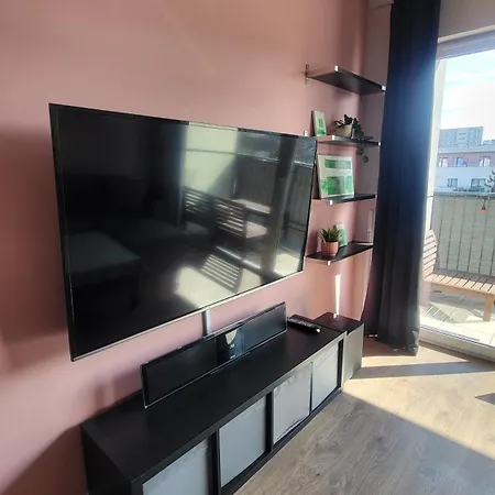 Rzeczanska Poznan, 50m2, Dwie Sypialnie Z Salonem I Aneksem Kuchennym, Balkon, Parking Podziemny, Czwarte Pietro, Winda, Nowy Blok Apartment Poznan