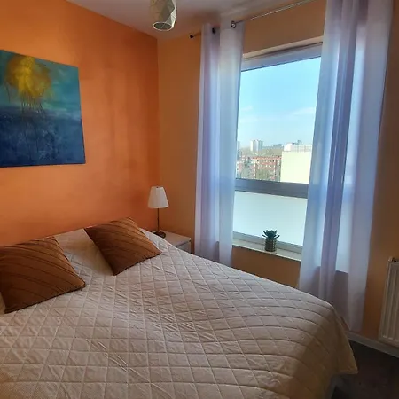Rzeczanska Poznan, 50m2, Dwie Sypialnie Z Salonem I Aneksem Kuchennym, Balkon, Parking Podziemny, Czwarte Pietro, Winda, Nowy Blok