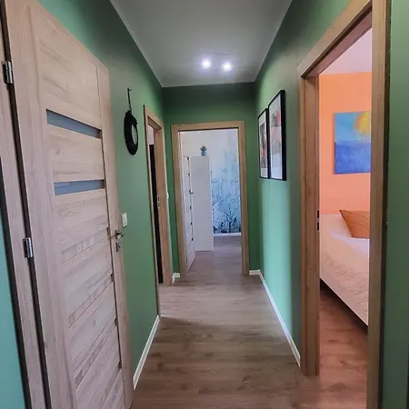 Rzeczanska Poznan, 50m2, Dwie Sypialnie Z Salonem I Aneksem Kuchennym, Balkon, Parking Podziemny, Czwarte Pietro, Winda, Nowy Blok Apartment Posen