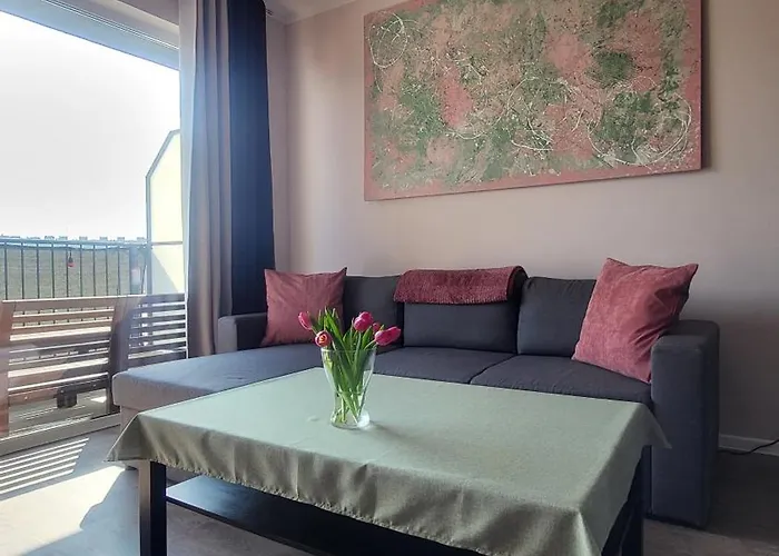 Daire Rzeczanska Poznan, 50m2, Dwie Sypialnie Z Salonem I Aneksem Kuchennym, Balkon, Parking Podziemny, Czwarte Pietro, Winda, Nowy Blok