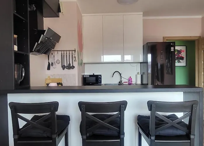 Rzeczanska Poznan, 50m2, Dwie Sypialnie Z Salonem I Aneksem Kuchennym, Balkon, Parking Podziemny, Czwarte Pietro, Winda, Nowy Blok * Poznan