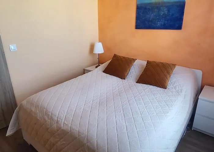 Rzeczanska Poznan, 50m2, Dwie Sypialnie Z Salonem I Aneksem Kuchennym, Balkon, Parking Podziemny, Czwarte Pietro, Winda, Nowy Blok Daire Poznan