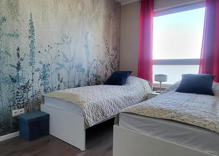 Rzeczanska Poznan, 50m2, Dwie Sypialnie Z Salonem I Aneksem Kuchennym, Balkon, Parking Podziemny, Czwarte Pietro, Winda, Nowy Blok *