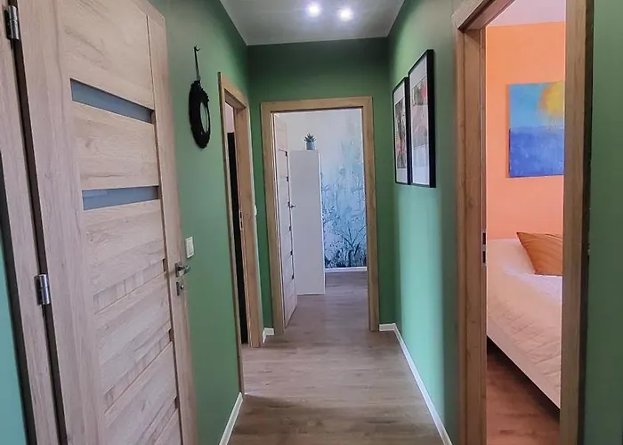 Rzeczanska Poznan, 50m2, Dwie Sypialnie Z Salonem I Aneksem Kuchennym, Balkon, Parking Podziemny, Czwarte Pietro, Winda, Nowy Blok Apartment Poznan