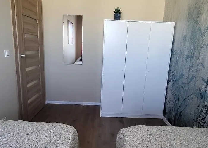 Rzeczanska Poznan, 50m2, Dwie Sypialnie Z Salonem I Aneksem Kuchennym, Balkon, Parking Podziemny, Czwarte Pietro, Winda, Nowy Blok Apartment *