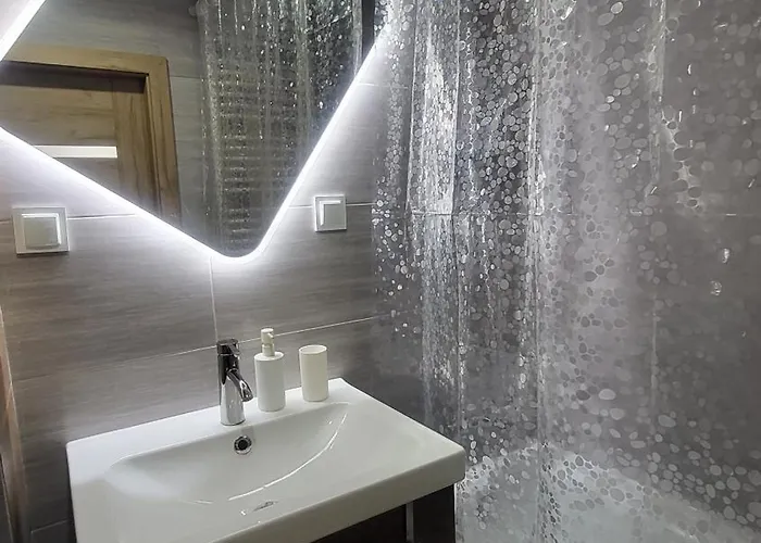 Rzeczanska Poznan, 50m2, Dwie Sypialnie Z Salonem I Aneksem Kuchennym, Balkon, Parking Podziemny, Czwarte Pietro, Winda, Nowy Blok * Poznan