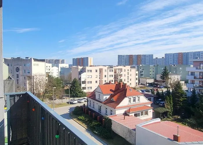 Apartment Rzeczanska Poznan, 50m2, Dwie Sypialnie Z Salonem I Aneksem Kuchennym, Balkon, Parking Podziemny, Czwarte Pietro, Winda, Nowy Blok Poznan